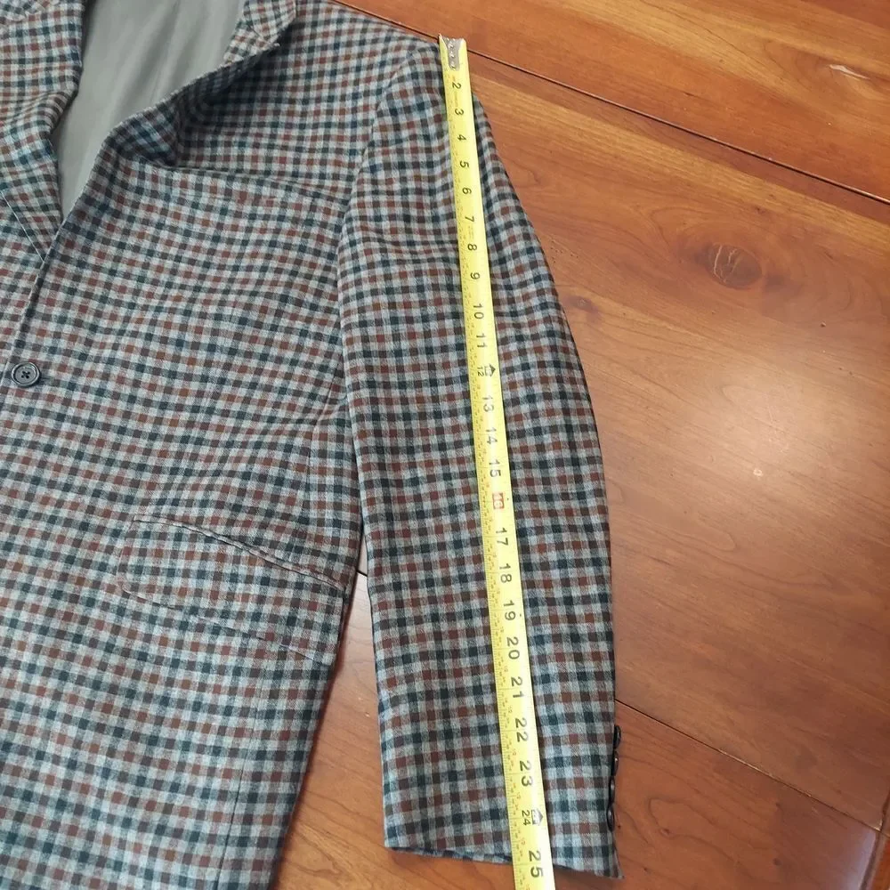 Burberry Gray, Brown, Black Plaid Blazer Jacket Cashmere Blend Sz 40 REG